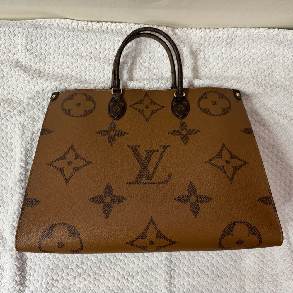 Louis Vuitton On The Go GM - Picture 3 of 17